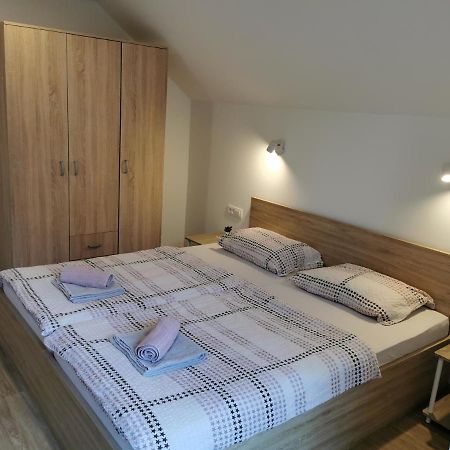 Jaka Apartments Μπλεντ Εξωτερικό φωτογραφία